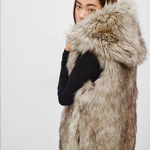 Aritzia Sunday Riley Faux Fur Vest with Hood